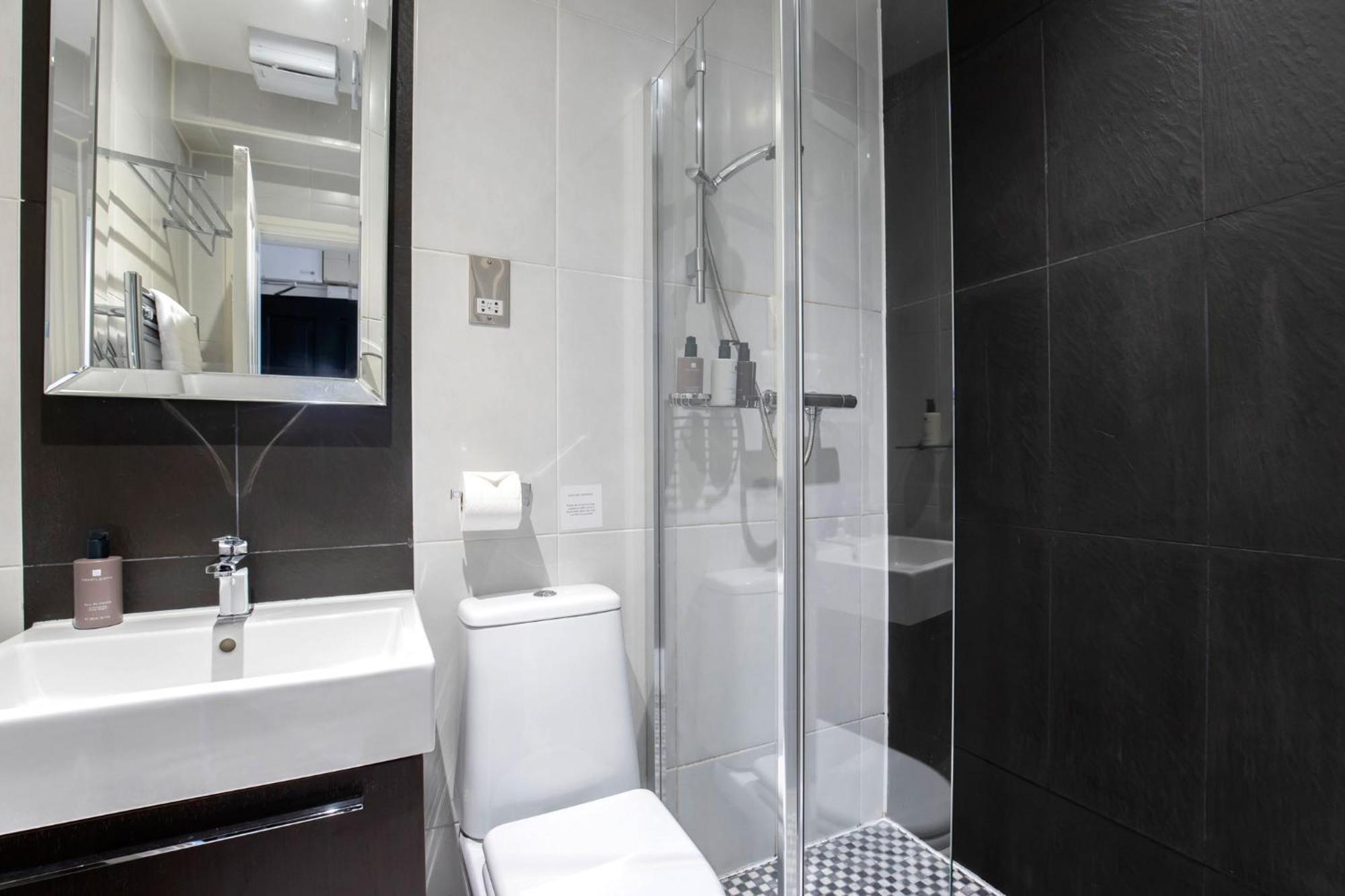 Strozzi Palace Suites By Mansley Cheltenham Eksteriør bilde