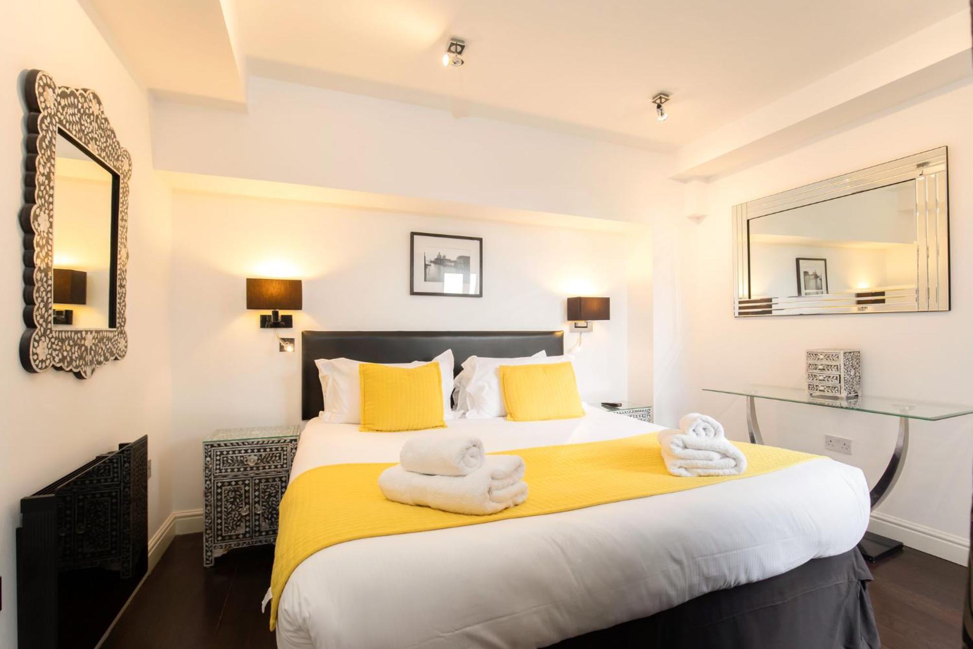 Strozzi Palace Suites By Mansley Cheltenham Eksteriør bilde