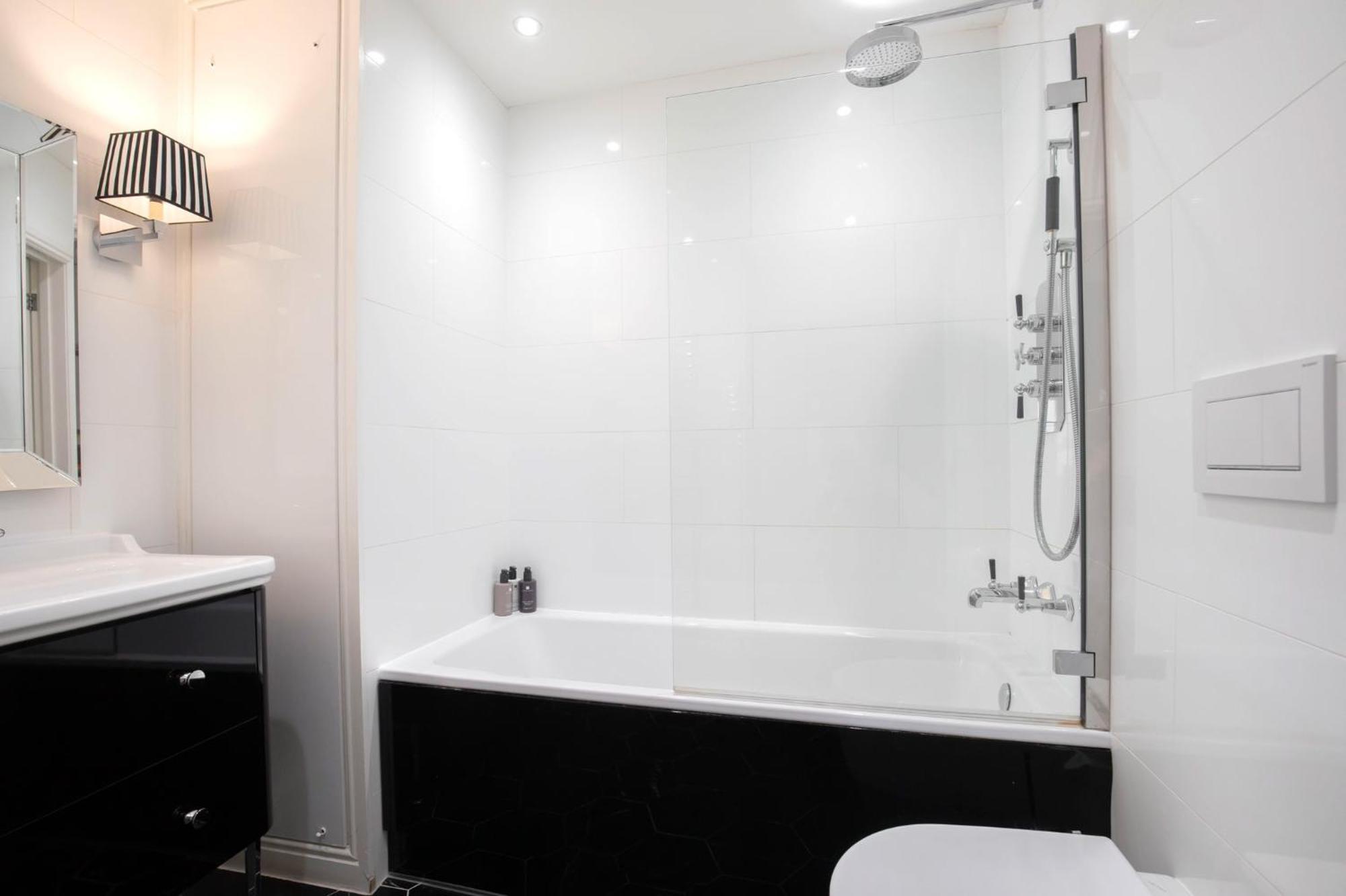 Strozzi Palace Suites By Mansley Cheltenham Eksteriør bilde