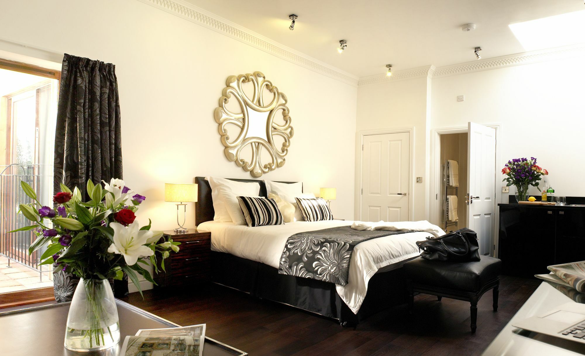Strozzi Palace Suites By Mansley Cheltenham Eksteriør bilde